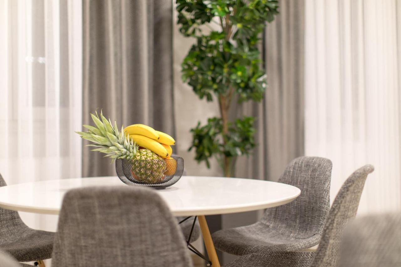 Apartmani I Sobe Pejacevic Osijek Buitenkant foto